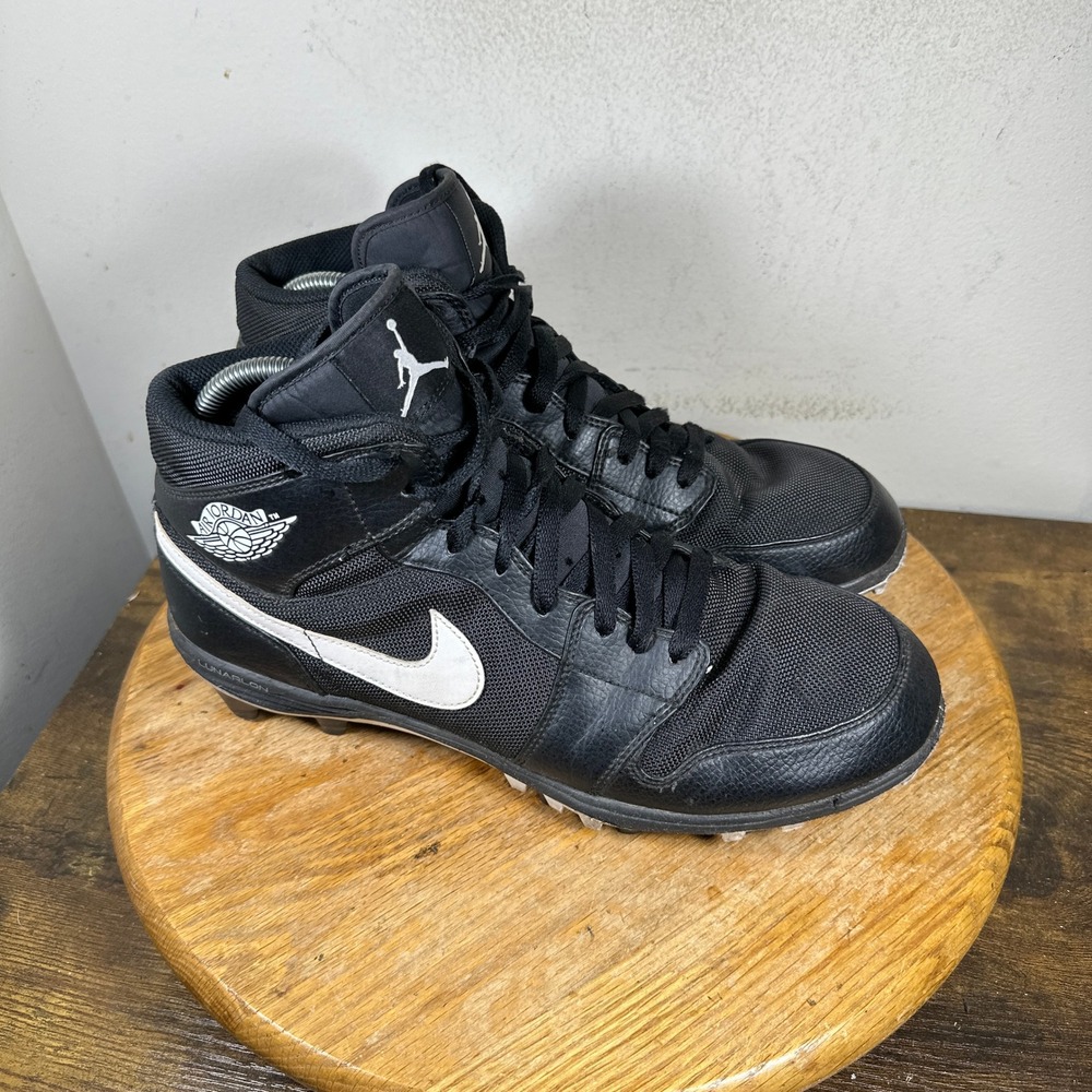 Jordan 1 TD Mid Football Cleats Black White AR5604-001 Mens 10.5 High Top Cleats